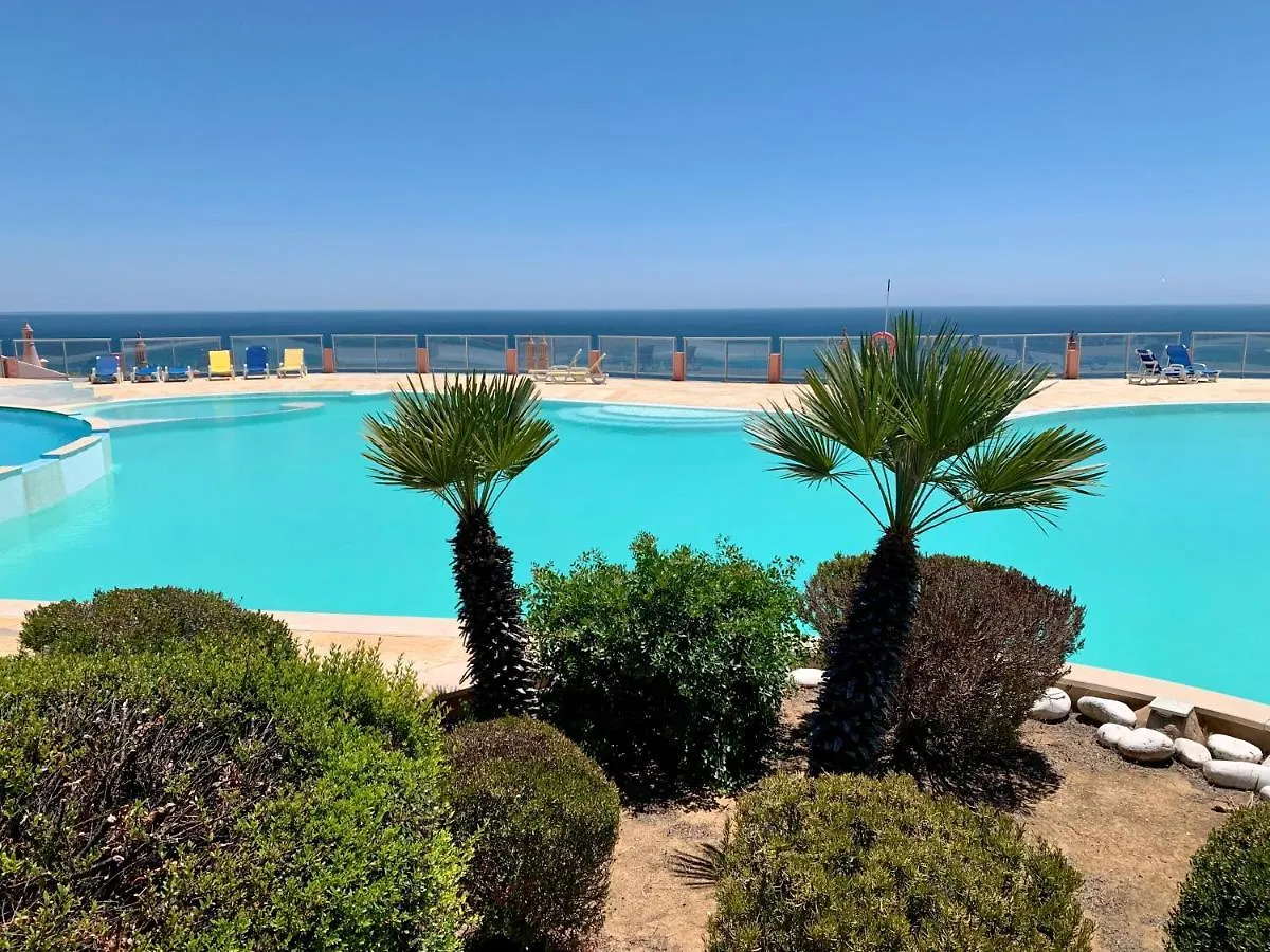 Casadaluz 86: Porto Dona Maria Oceanfront Retreat Villa Praia Da Luz